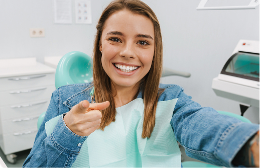 joyful young woman pointing finger at camera while 2023 11 27 05 12 21 utc 1